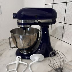 William and Sonoma exclusive cobalt blue tilt head kitchen aid mixer 