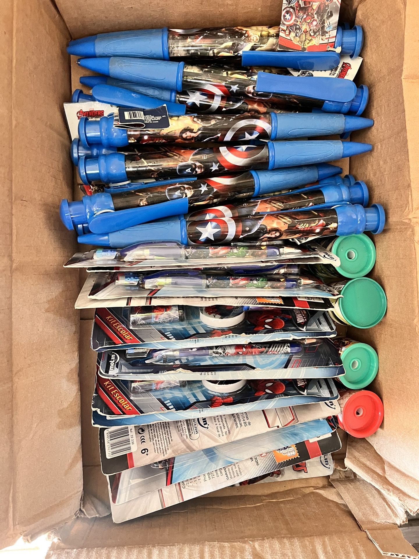 School Stuff, Giant Pens