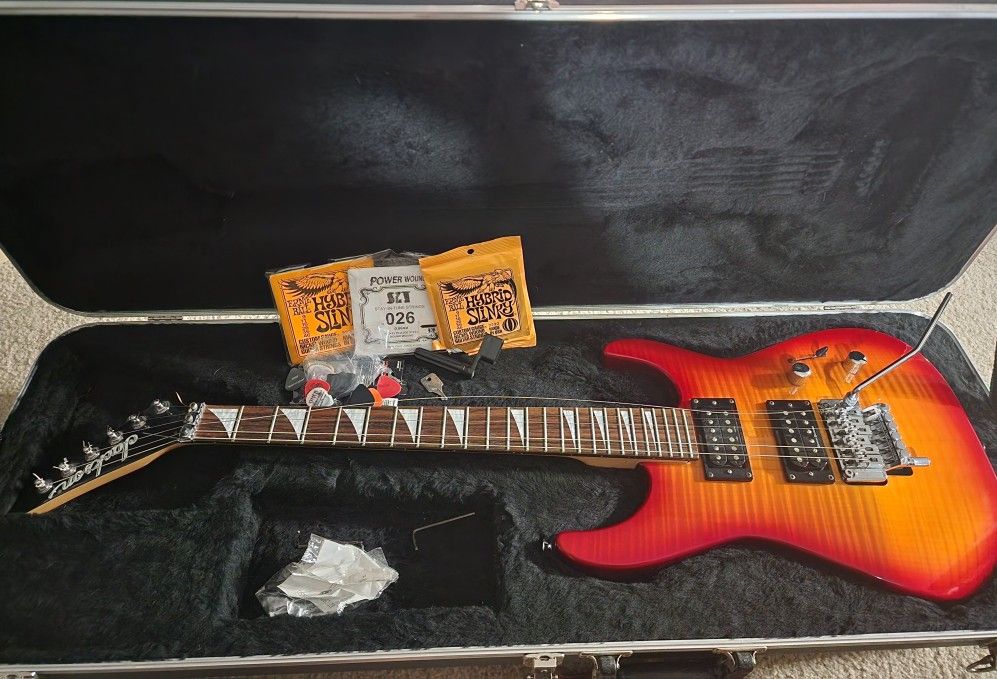 Jackson Dx10d Sunburst W/ Airplane Case
