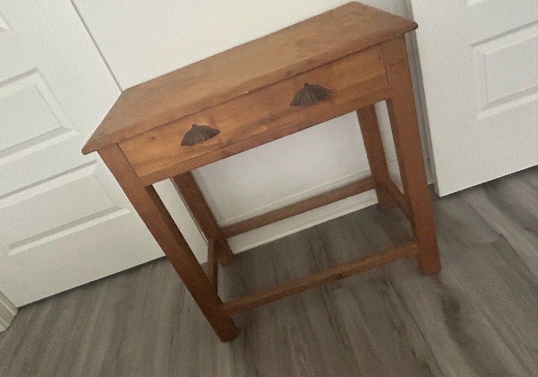 Entry Table with Drawer