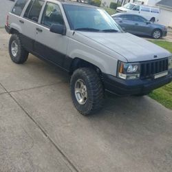1997 JEEP CHEROKEE TSI SPORT $3000.. FIRM 

JEEP CHEROKEE TSI SPORT 1997 $3000.FIJO