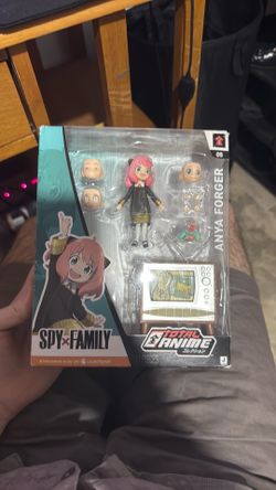 Spy family Crunchyroll action figure