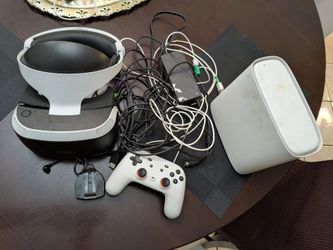 Sony PlayStation VR Headset Bundle with Google Stadia Controller