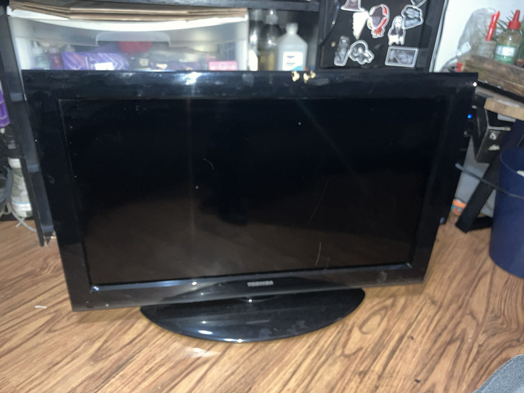 Toshiba 32” TV