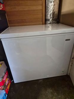 Chest freezer