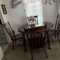 Ethan Allen Dining Table $350