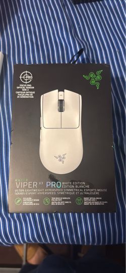 Razer Viper V3 Pro White Edition Gaming Mouse