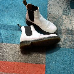 Doc Martens, white, size US 6/7 - EU 38 