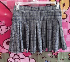 PLEATED PLAID SKIRT