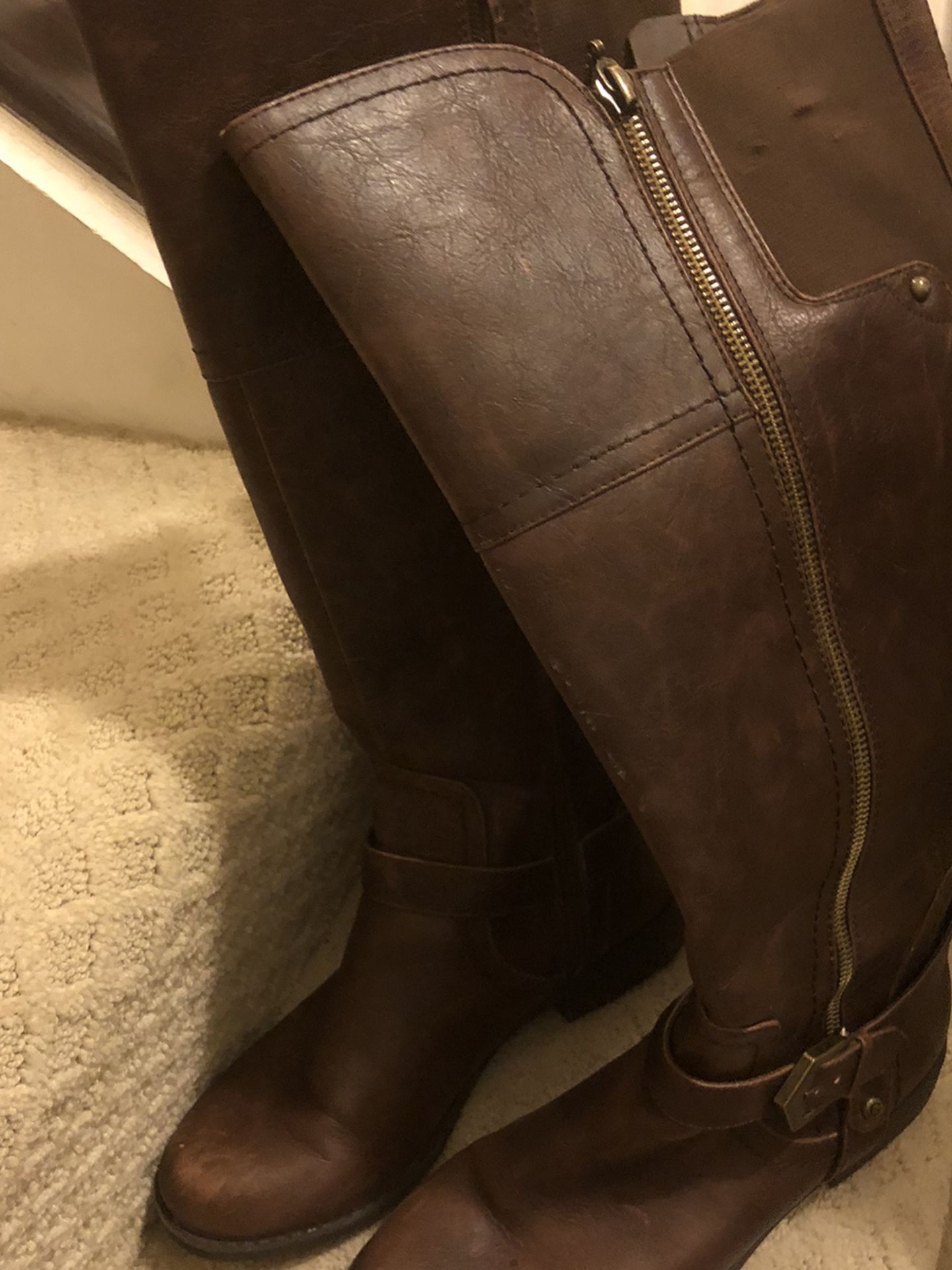 Women Casual brown Boots (size 8.5)