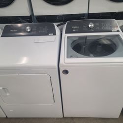 New Whirlpool Large Capacity 4.8cu Ft Top Load Washer With Removable Agitator And Gas Dryer Set 