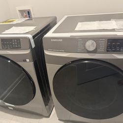 Samsung Washer & Dryer Set – Like New (1 Year) + Warranty Till 2029