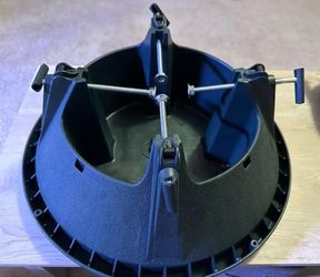 Christmas Tree Stand with Screw Clamps