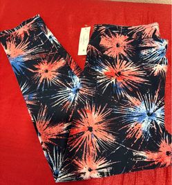 Brand New Celebrate! Patriotic Fireworks women’s Leggings  size Small (4-6) NWT - Simi Valley