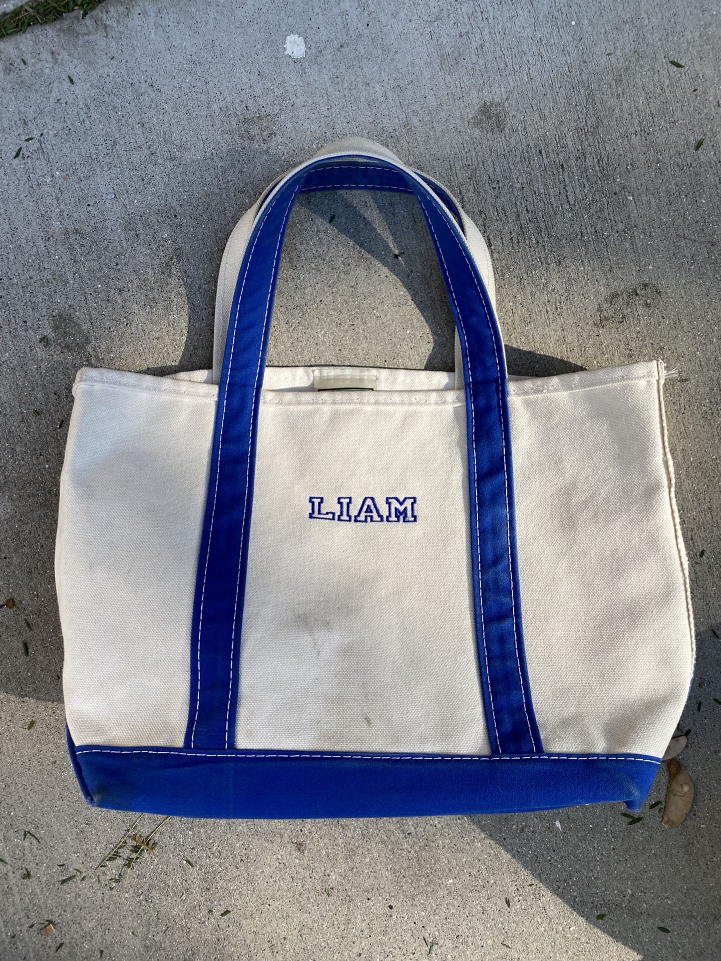 Vintage LL Bean Boat And Tote Canvas Bag Color Navy Blue - 1990s for Sale in Loma Linda, CA - OfferUp