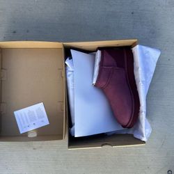 UGG WOMEN'S Classic Ultra Mini boot