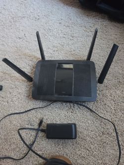 Linksys EA8500 Wi-Fi Router with Power Adapter