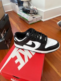 Panda dunks