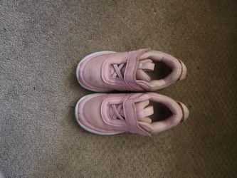 FreeGirl Shoes Size 11