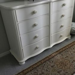 Lg White Country Style Dresser 