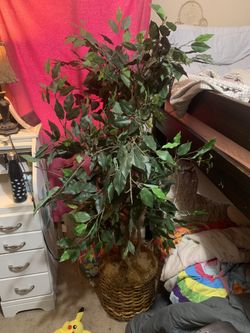 4-5 Ft Fake Tree