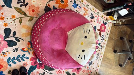 Hello Kitty Kids Lounge chair