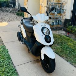 Genuine Hooligan 170 Scooter – Excellent Condition | Fully Serviced + Extras