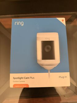 Ring Spotlight Cam Plus (newest)plug In
