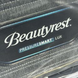 Beautyrest Queen Size Pressure Smart Lux Pillowtop Mattress