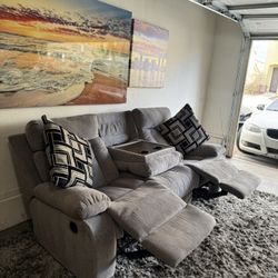 * Like NEW * Ashley Furniture 1pc Modular Grey Recliner ( Free Delivery )