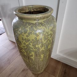 Large Ceramic Vase Pot