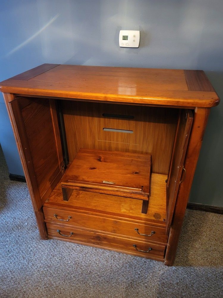 Wooden TV Stand With Storage Drawers