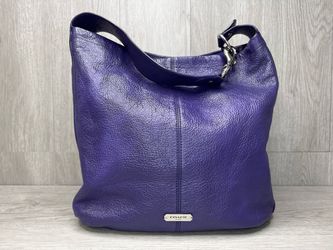 Coach Avery Pebbled Leather Hobo Bag F23309 (A1D034989)