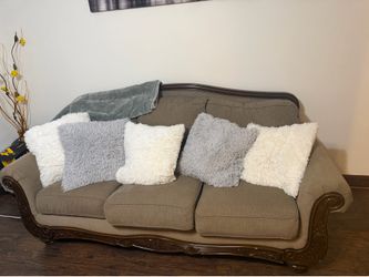 Moving sale