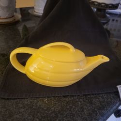 Vintage Bauer Teapot