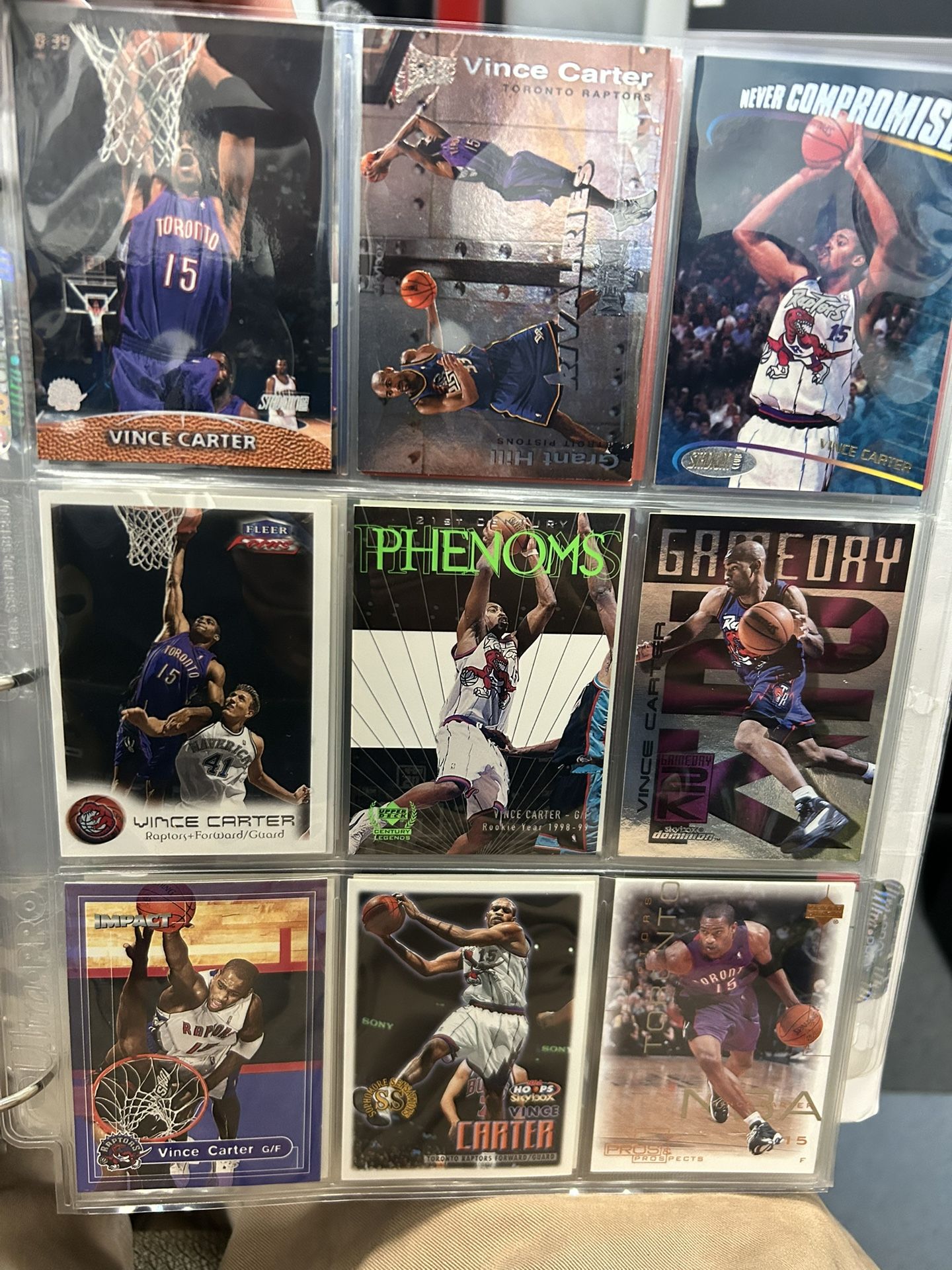 Vince Carter Basketball Card Lot Of 18 Cards