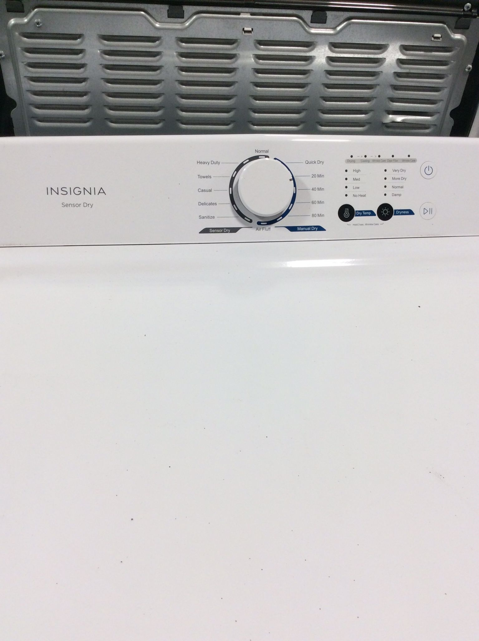 Insignia 6.7 Cu Ft 12 Cycle Electric Dryer White