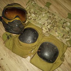 Mask Knee Pads Chest Rig