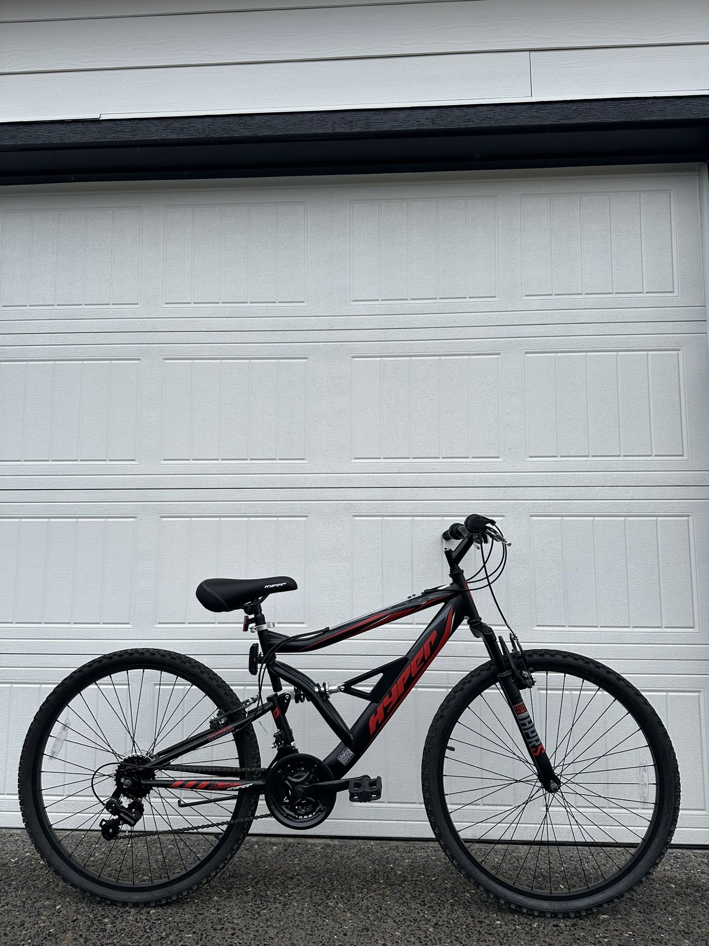 Hyper Bicycle Shocker – Full-Suspension Mountain Bike – Like New