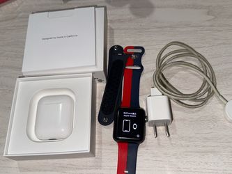 Airpods , Apple Watch
