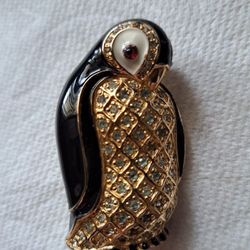 Beautiful Vintage JUDITH LEIBER Enamel & Crystal Penguin 🐧 Brooch