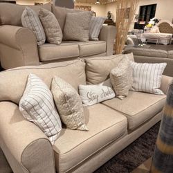 Sofa Grande Color Beich 