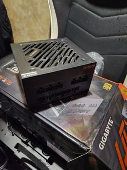 Gigabyte UD750GM-A PSU