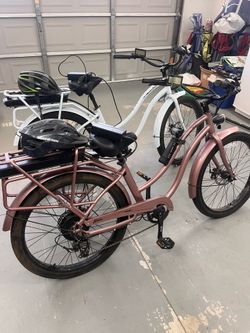 2 HBBC 48v beach cruisers
