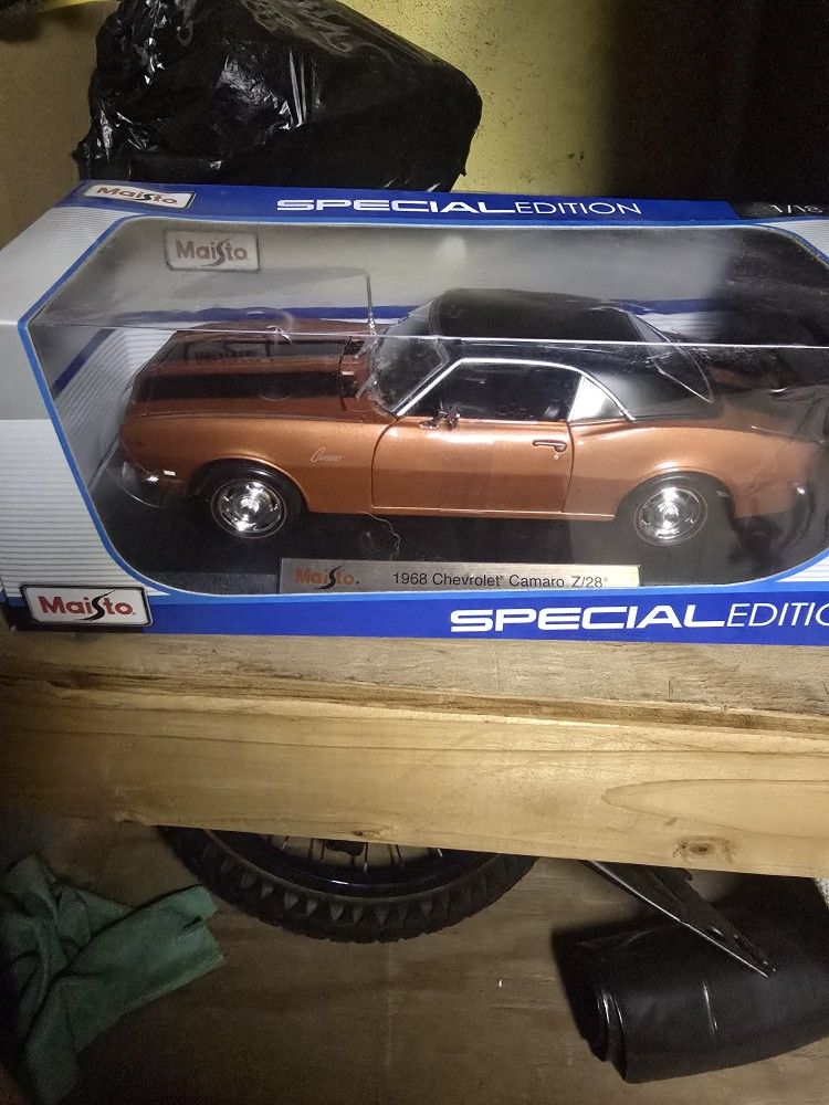 Camaro Display Special Edition