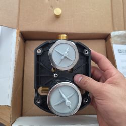 2 Delta shower valve R22000 available brand new