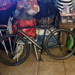 6KU URBAN TRACK BIKE 