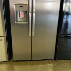 GE GZS22IYNFS 21.8 cu. ft. Side by Side Refrigerator 8V2 J