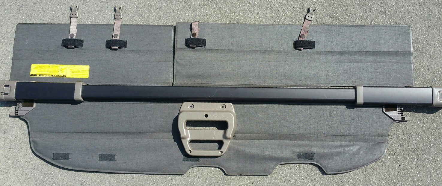 FACTORY LEXUS GX 460 REAR CARGO COVER