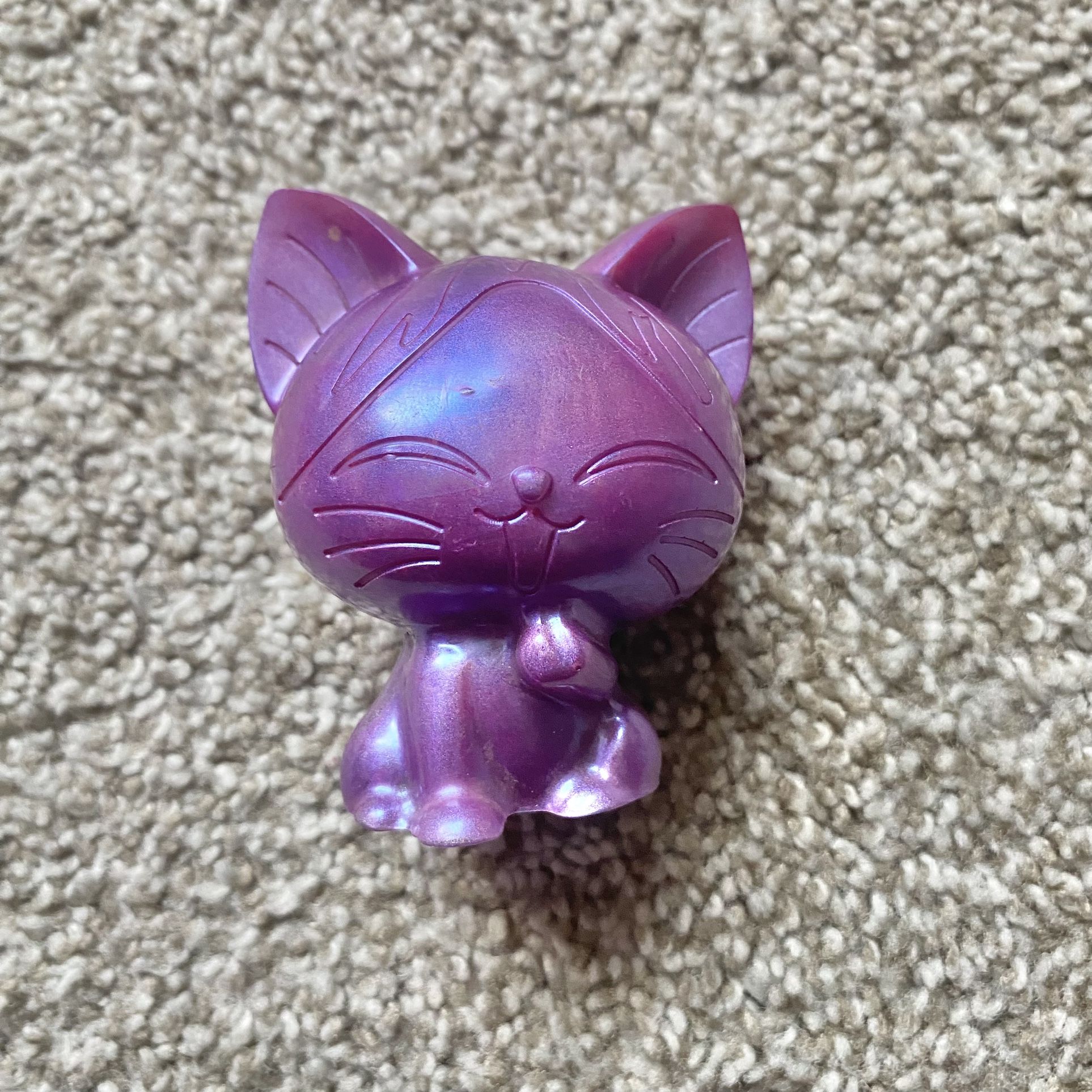 Purple Cat Toy Hard Figure